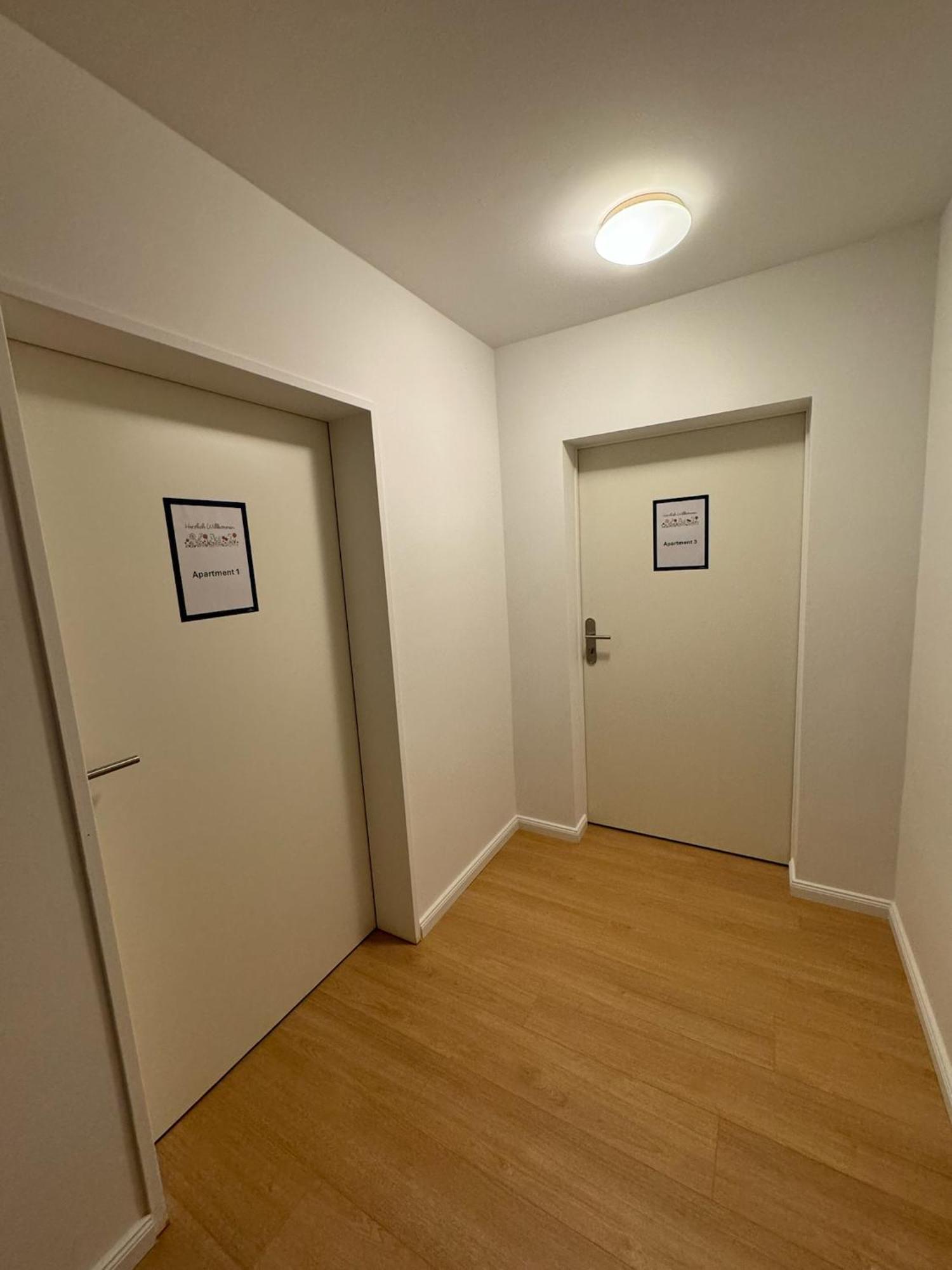 Fc-Apartmenthaus Falkensee Mit Grossem Garten Und Pkw Stellflaechen Экстерьер фото